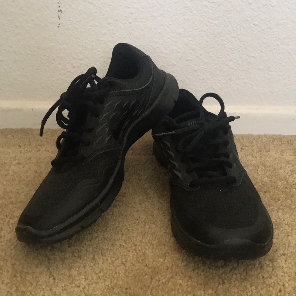 Nike Women size 5.5